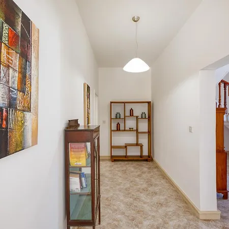 Villa Hgieri