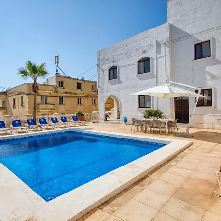 Villa Hgieri Ghasri (Gozo)